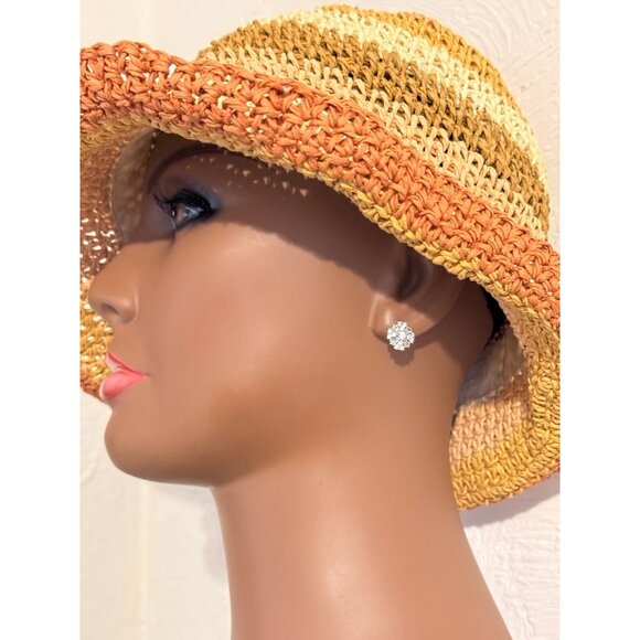 Snowflake 925 Silver Cz Stud Earrings - Picture 7 of 7